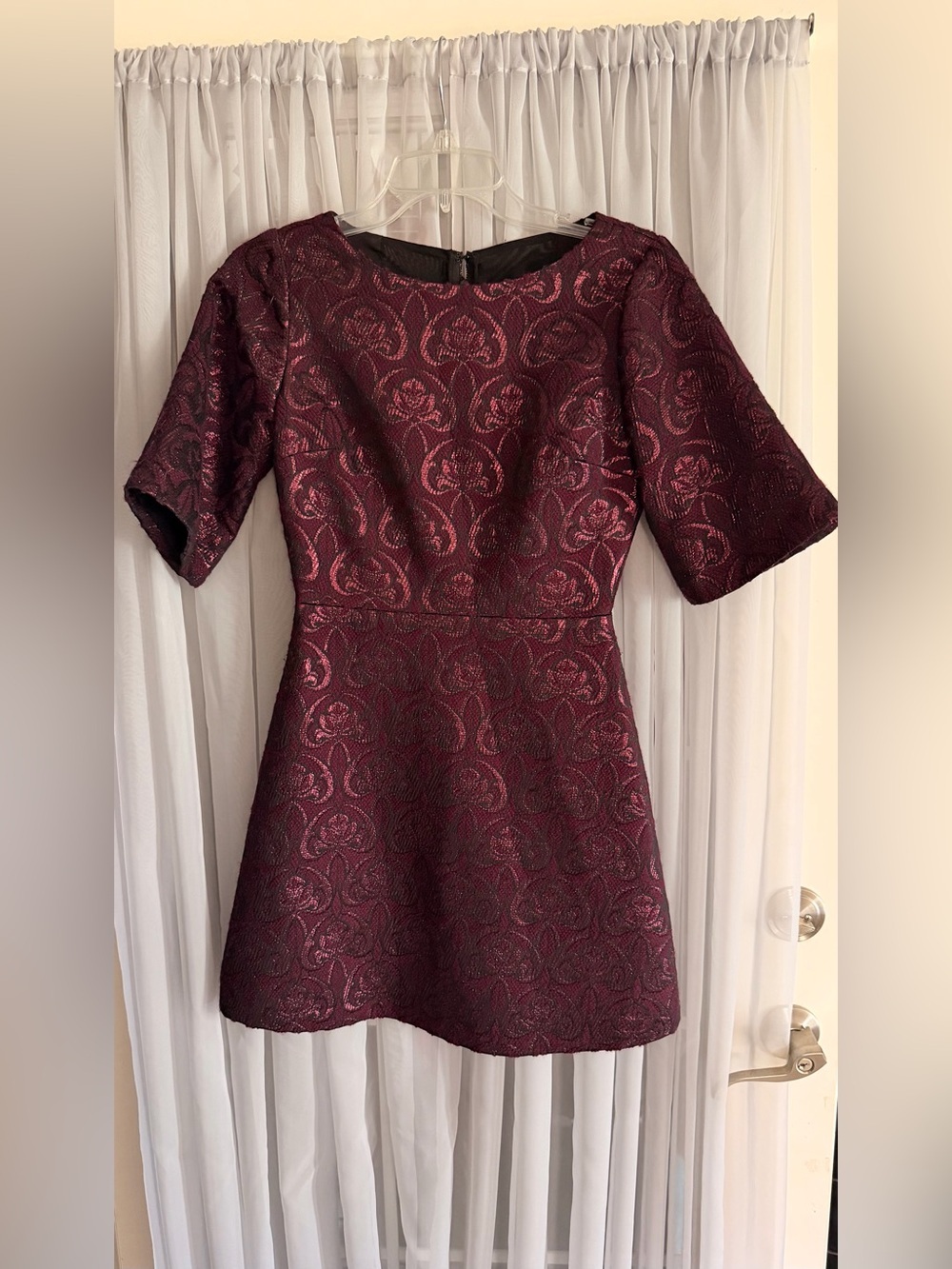 Alice + Olivia - Maroon Brocade Metallic Floral Print Mini Dress Sz 0